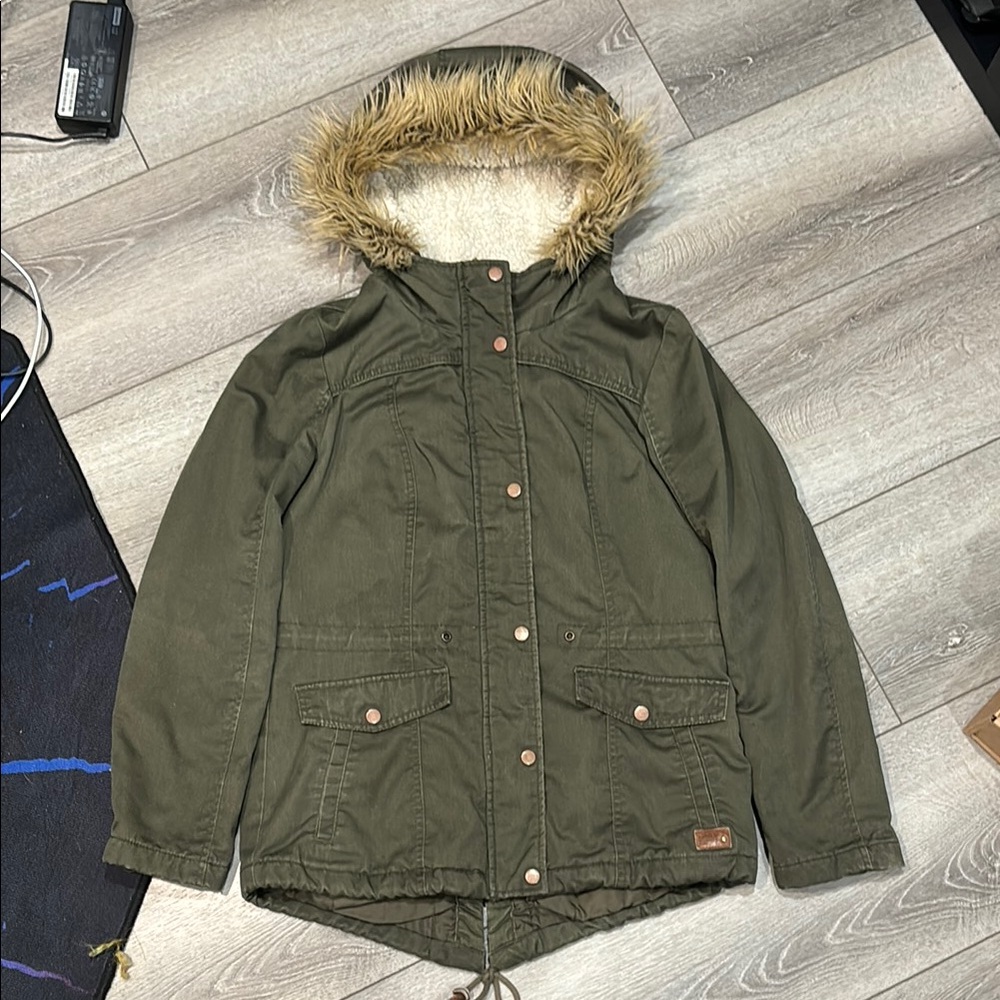 Fur hood jacket army green